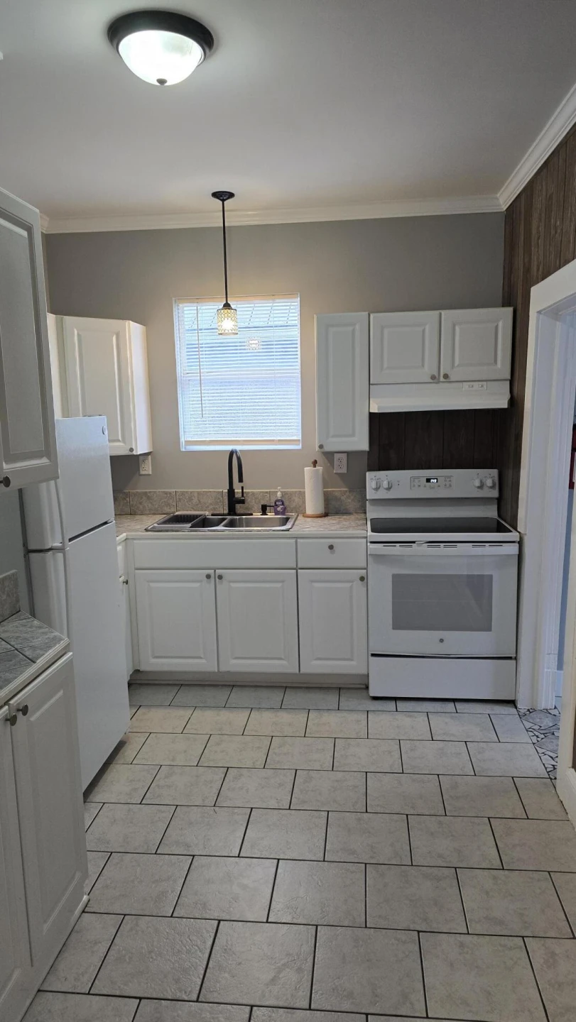 532 N Beverly Ave - Photo 4