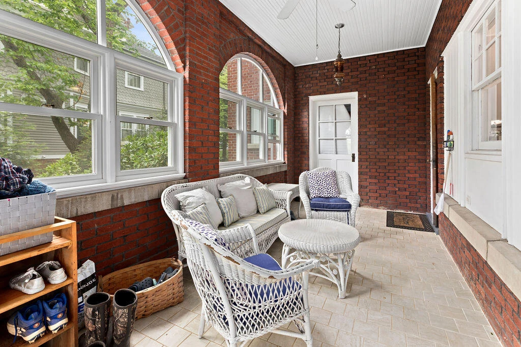 505 JACKSON Ave - Photo 19