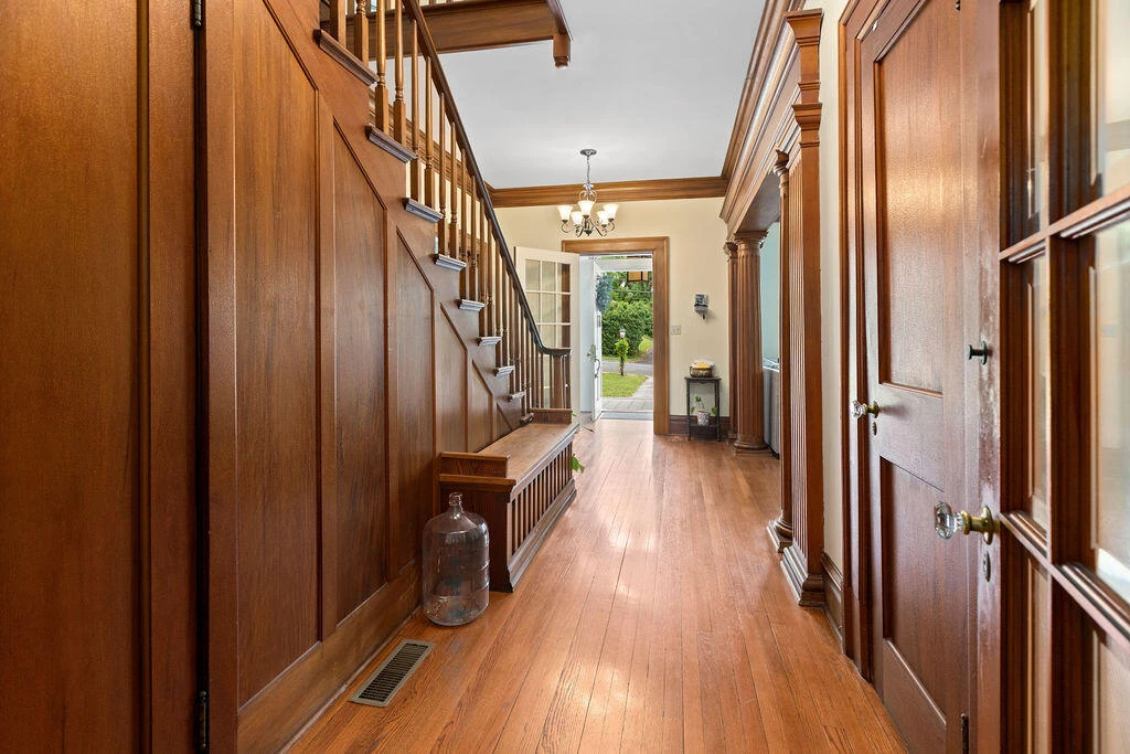 505 JACKSON Ave - Photo 20