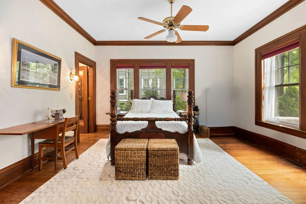 505 JACKSON Ave - Photo 22