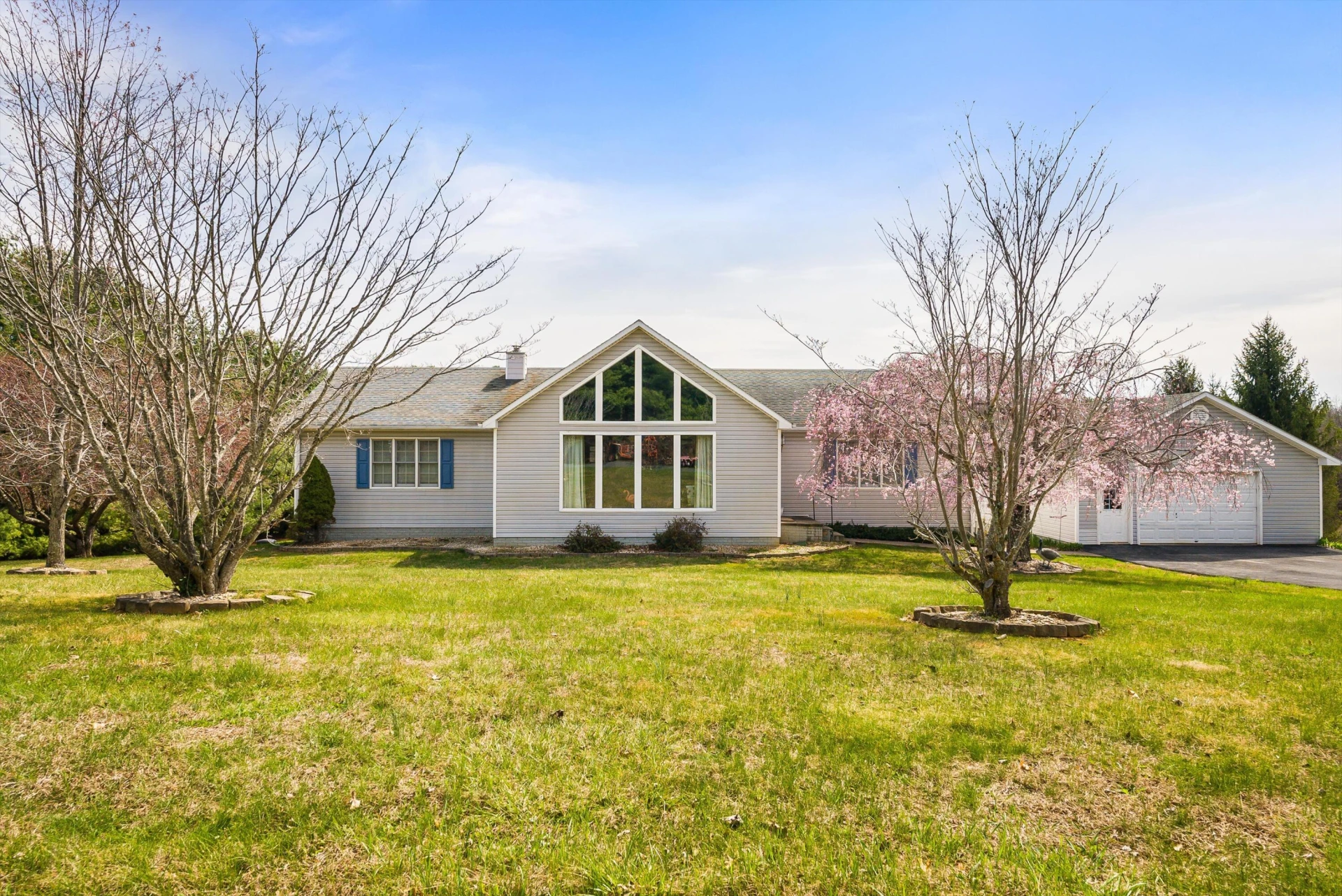 259 Taliaferro Dr - Photo 2
