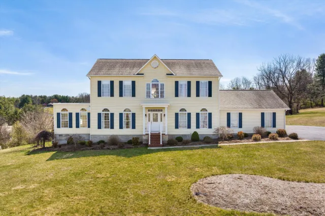 2178 Churchville Ave, Staunton, VA, 24401