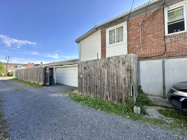 204 E Prospect St, Covington, VA, 24426