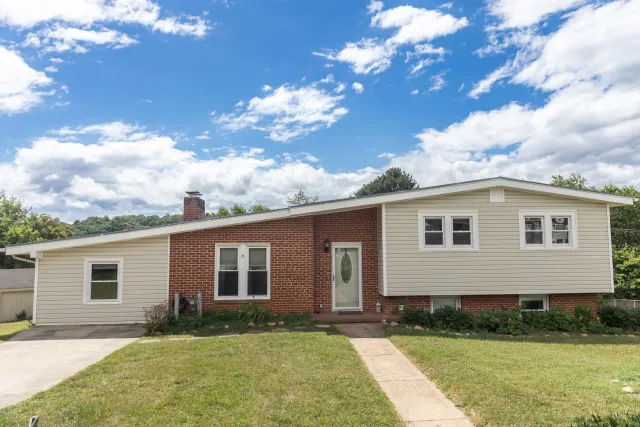 119 LINDEN Cir, Buena Vista, VA, 24416