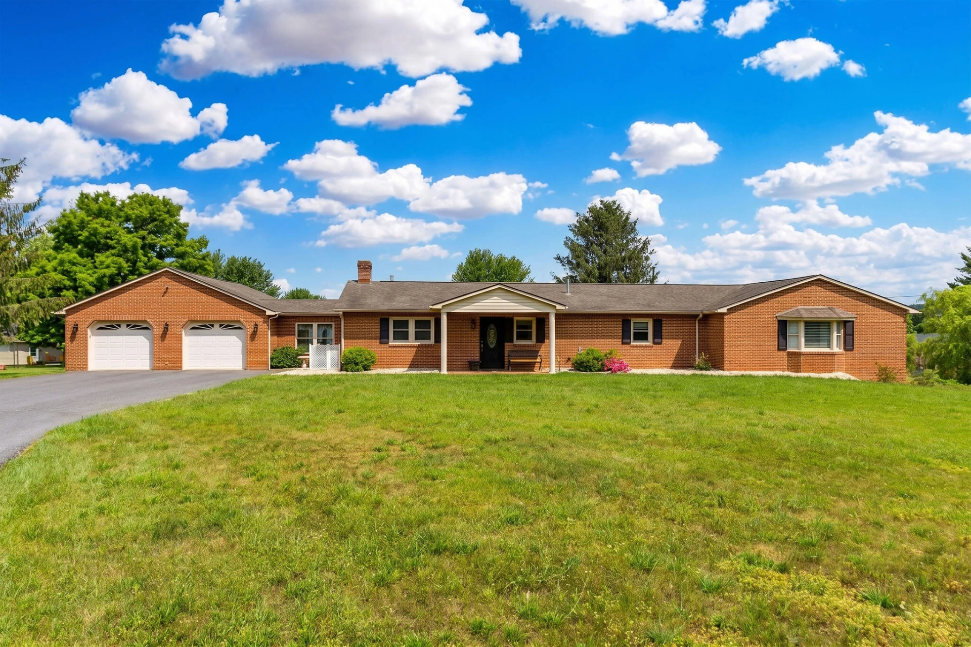 409 STEELES FORT Rd