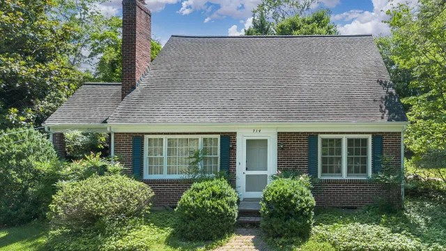714 Thorn Hill Rd, Lexington, VA, 24450