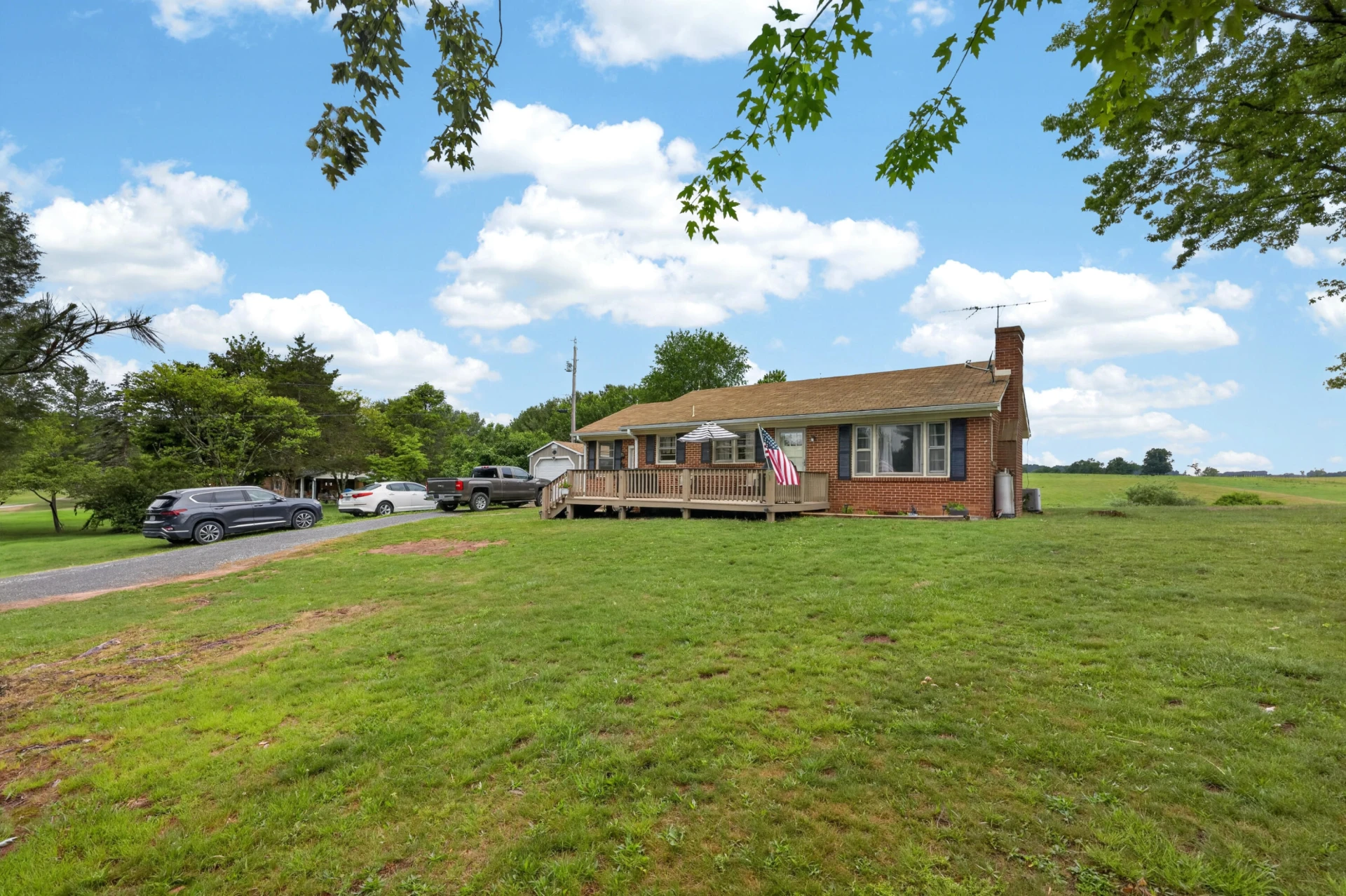 7827 N Lee Highway - Photo 3