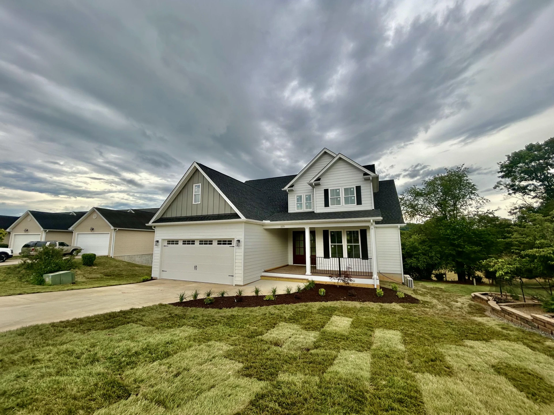 225 Vista Links Dr - Photo 2
