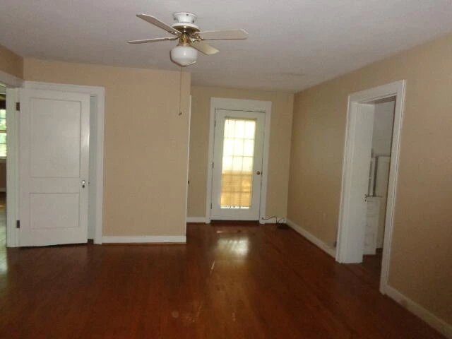 809 First Ave - Photo 26