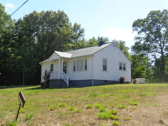 1827 Salem Rd - Photo 4