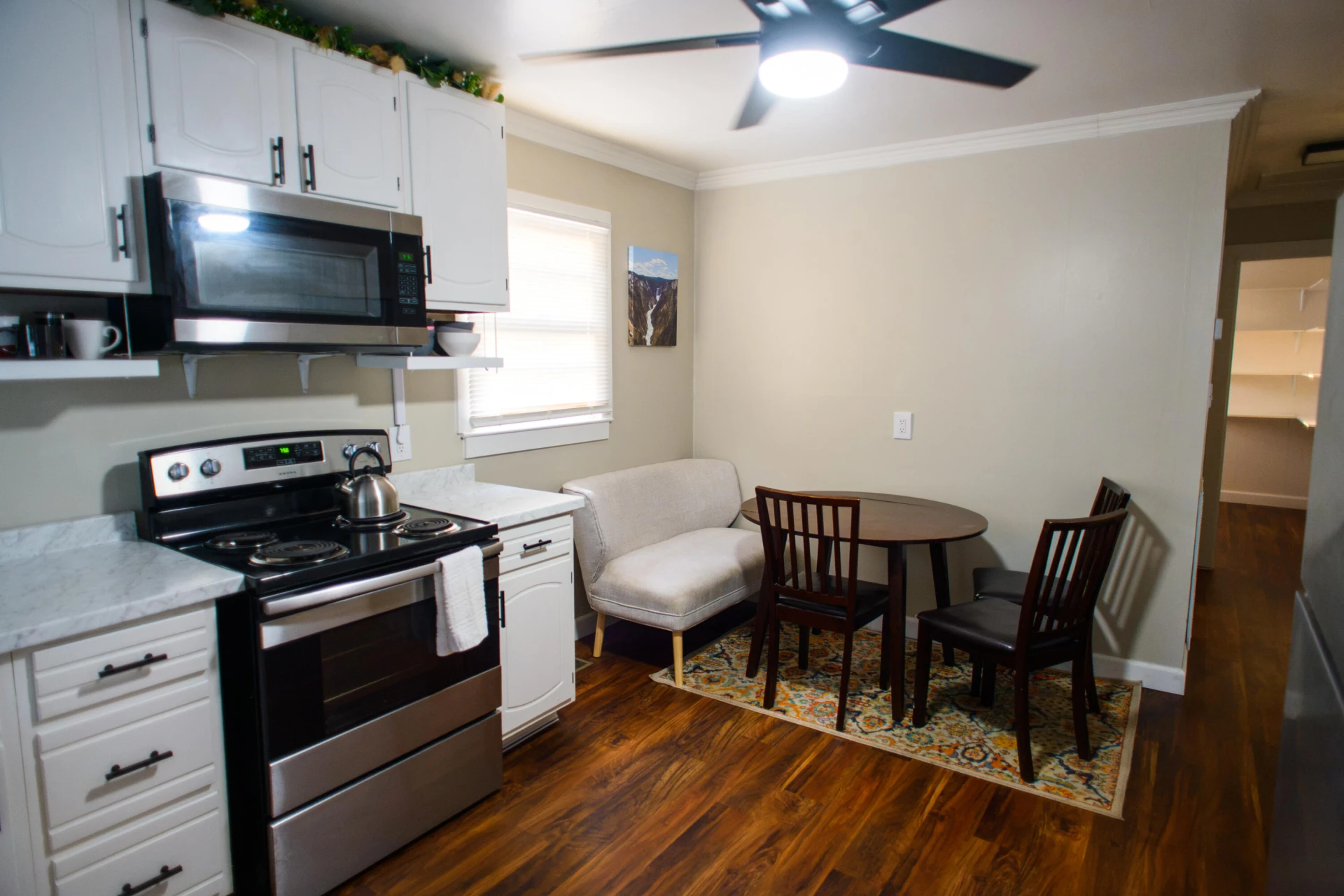 1677 Hawthorne Ave - Photo 9