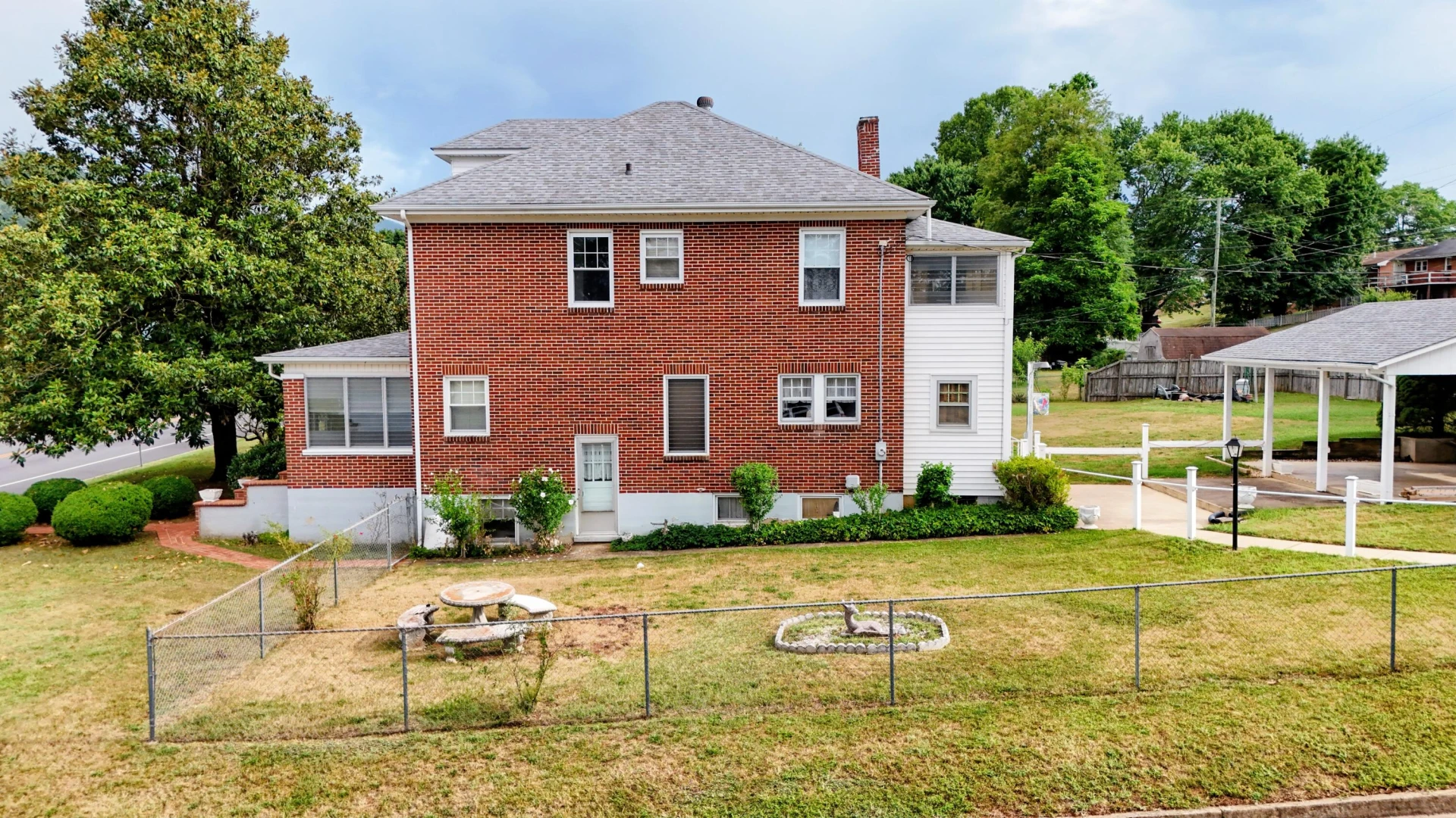 471 MAGNOLIA Ave - Photo 6
