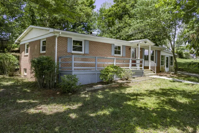 25 Pathfinder Dr
