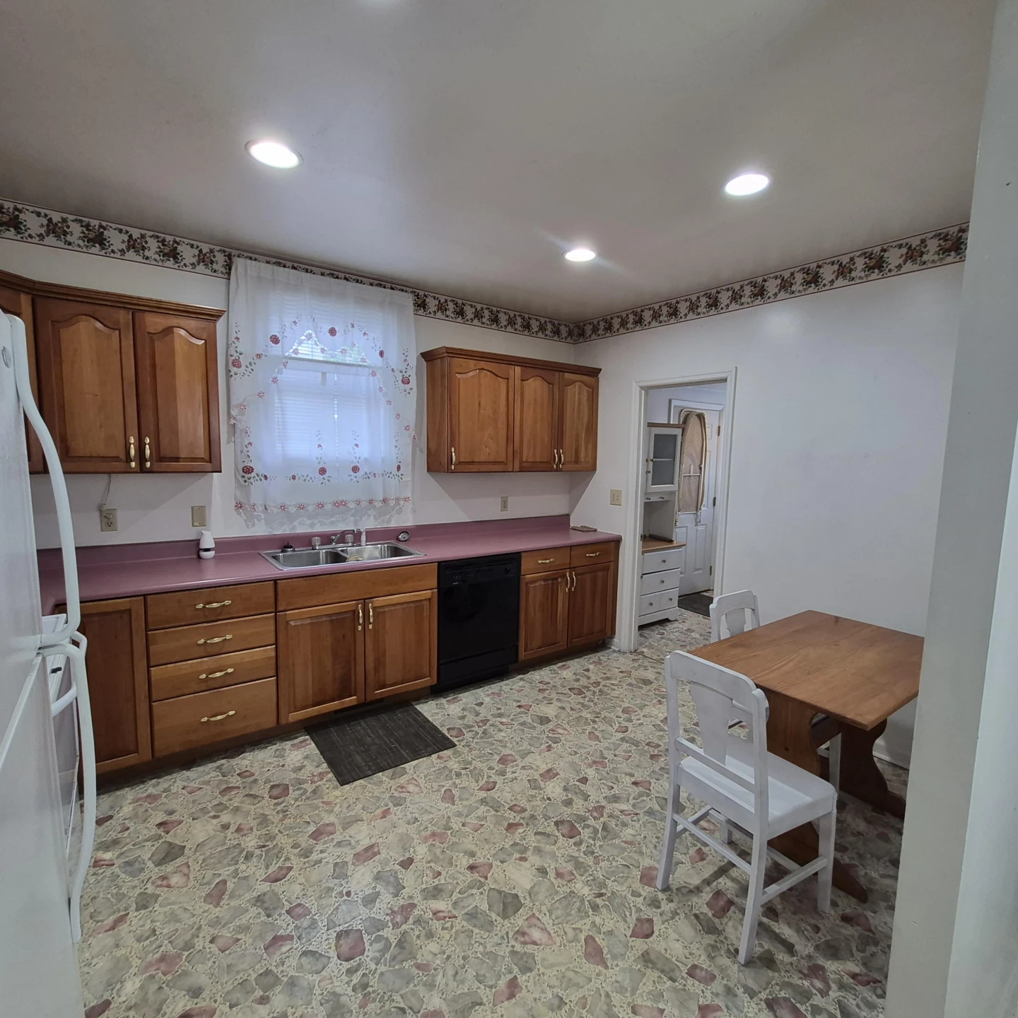 416 Commercial Ave - Photo 4
