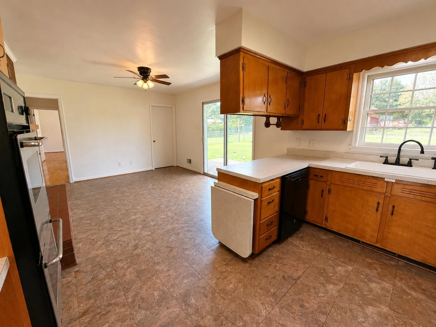 833 Acacia Ave - Photo 9