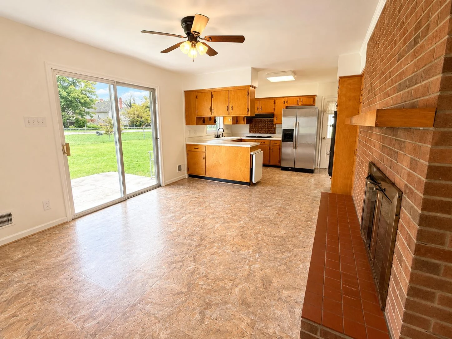 833 Acacia Ave - Photo 11
