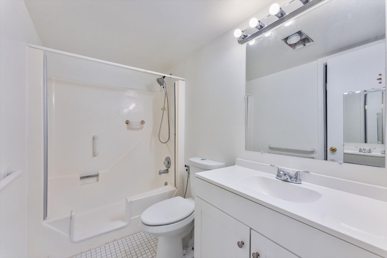 117 Lake Dora Drive West palm beach Fl 33411
