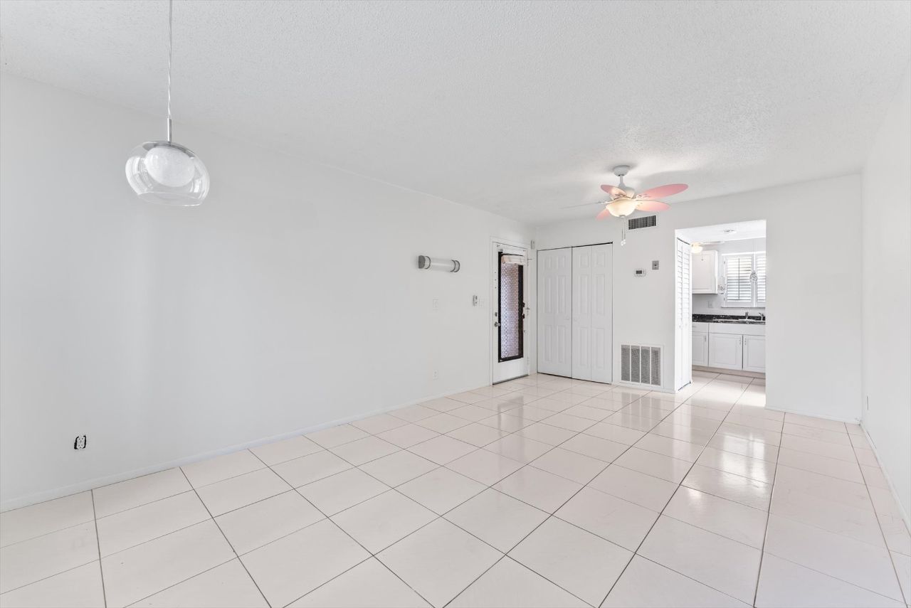 117 Lake Dora Drive West palm beach Fl 33411