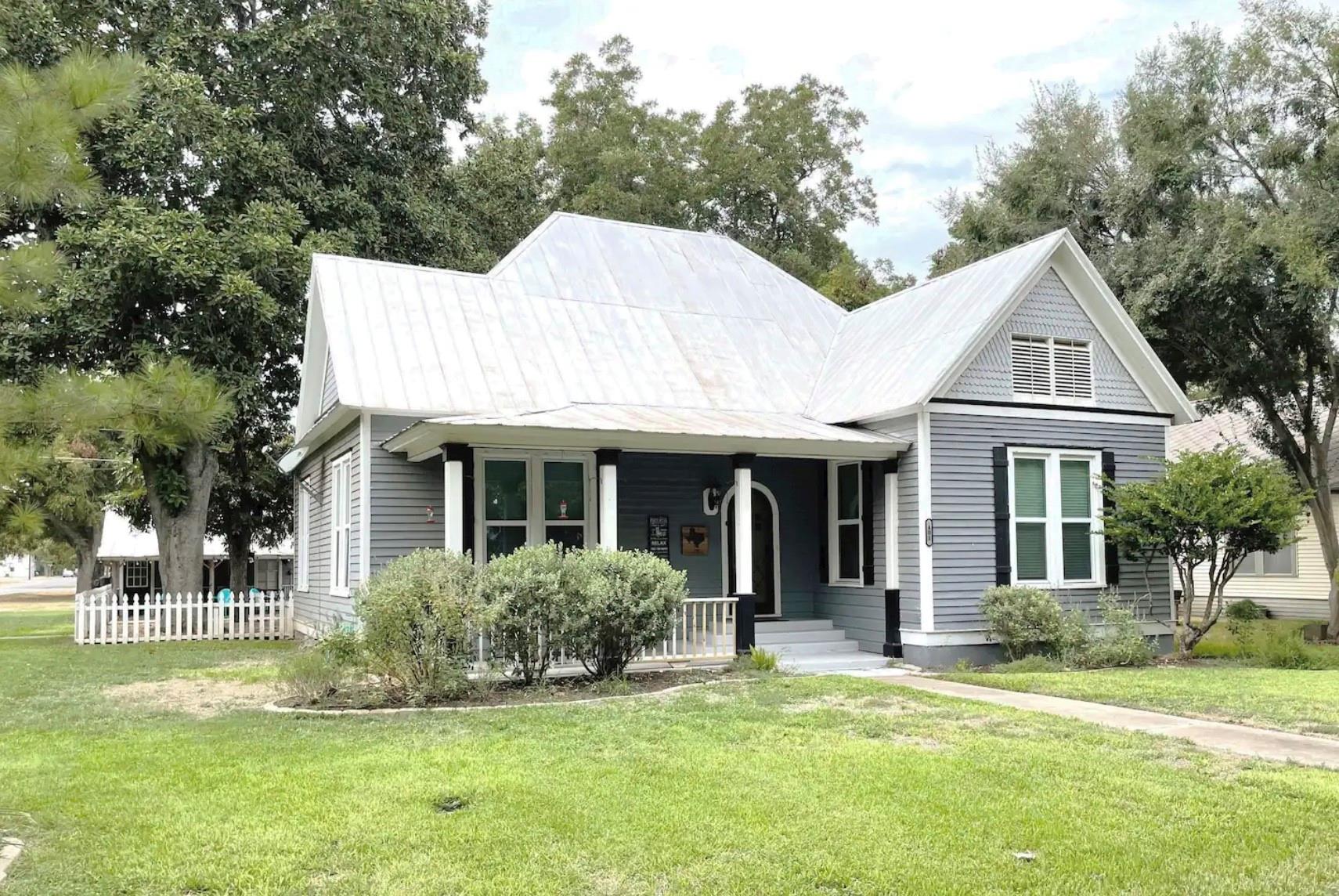 Smithville