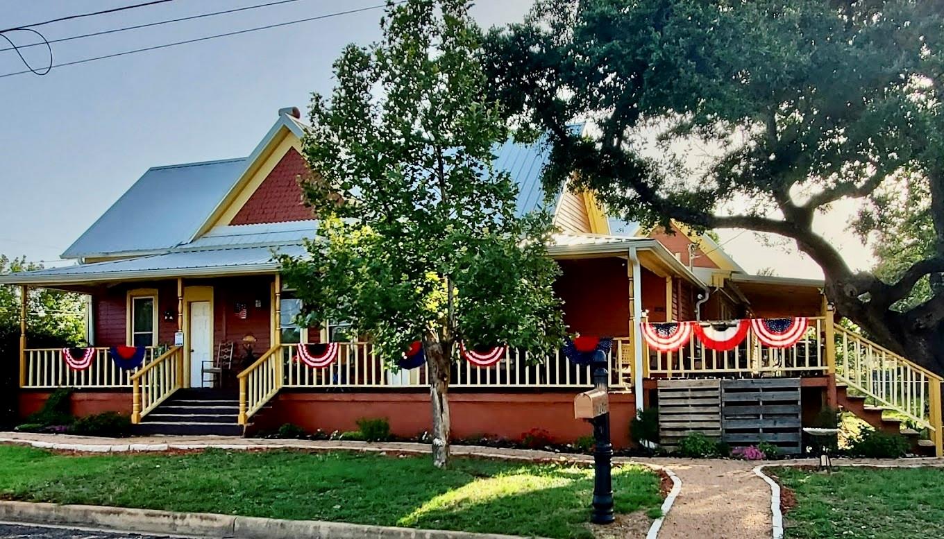 1307 WRIGHT ST photo 5