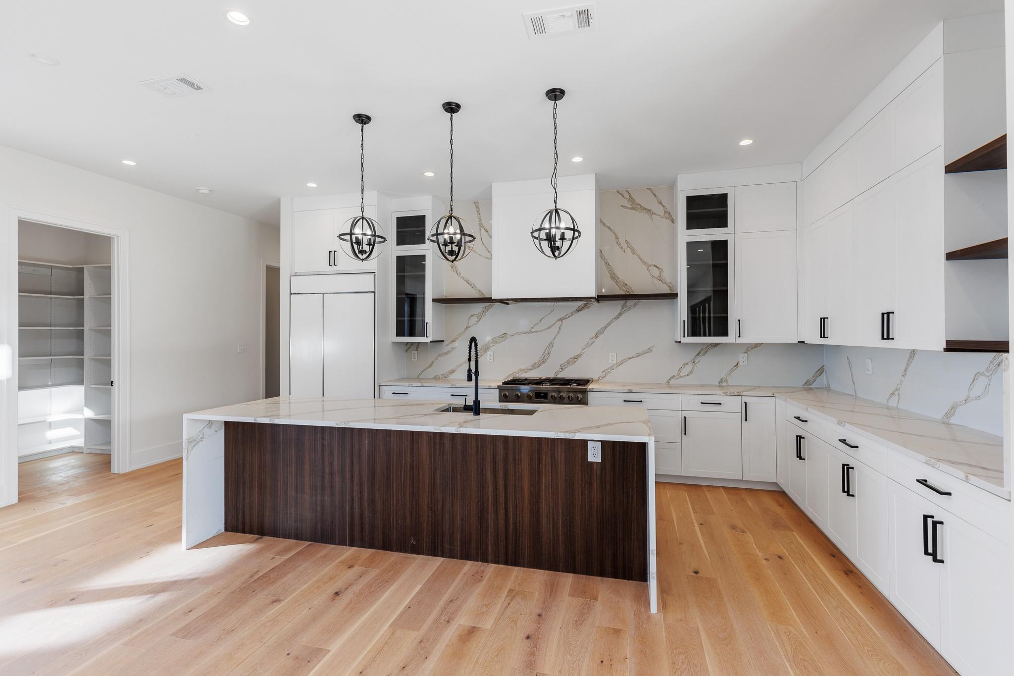 6425 Ranch Road 962 W photo 15