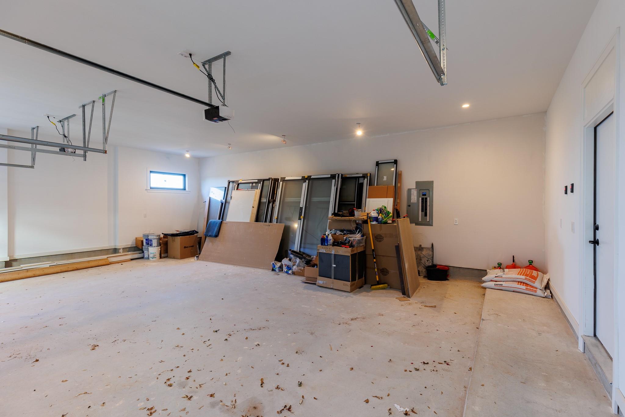 6425 Ranch Road 962 W photo 32