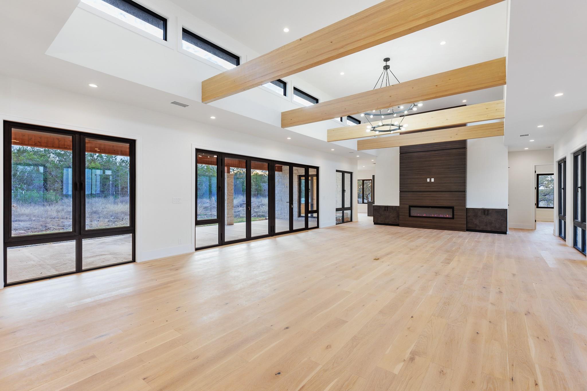 6425 Ranch Road 962 W photo 9