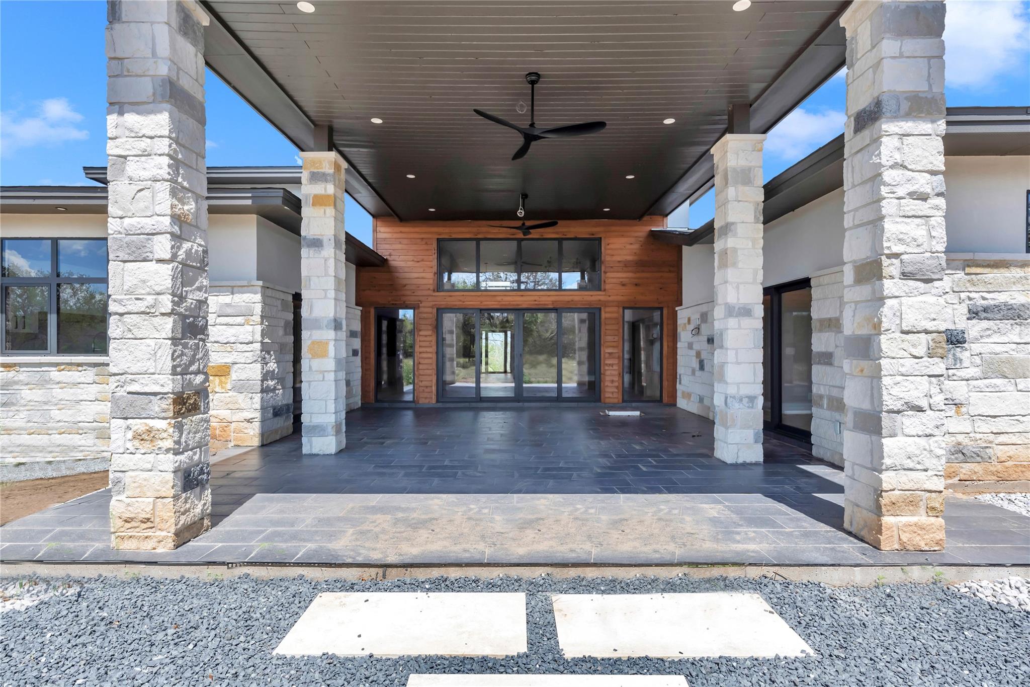 6507 Ranch Rd 962 W photo 3