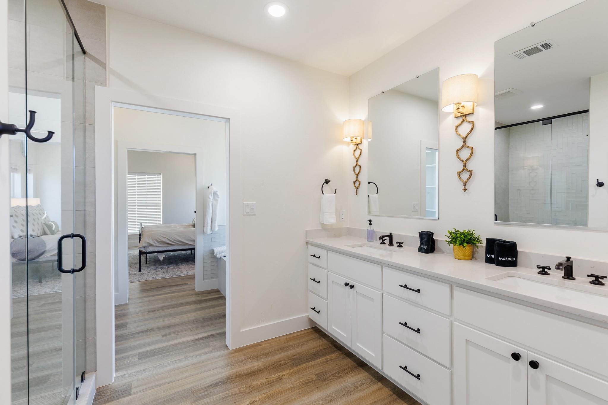 241 Lazy Oaks LN photo 33