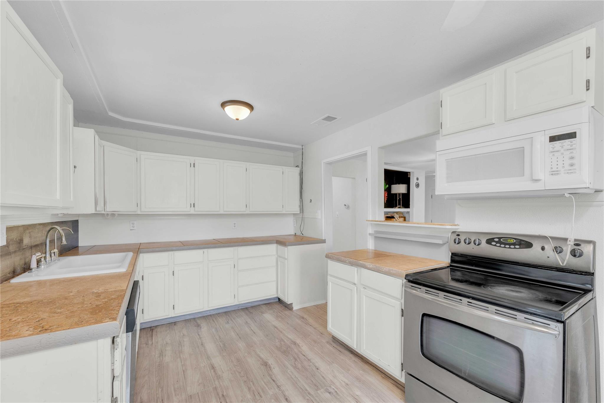 20235 Engelmann LN photo 10