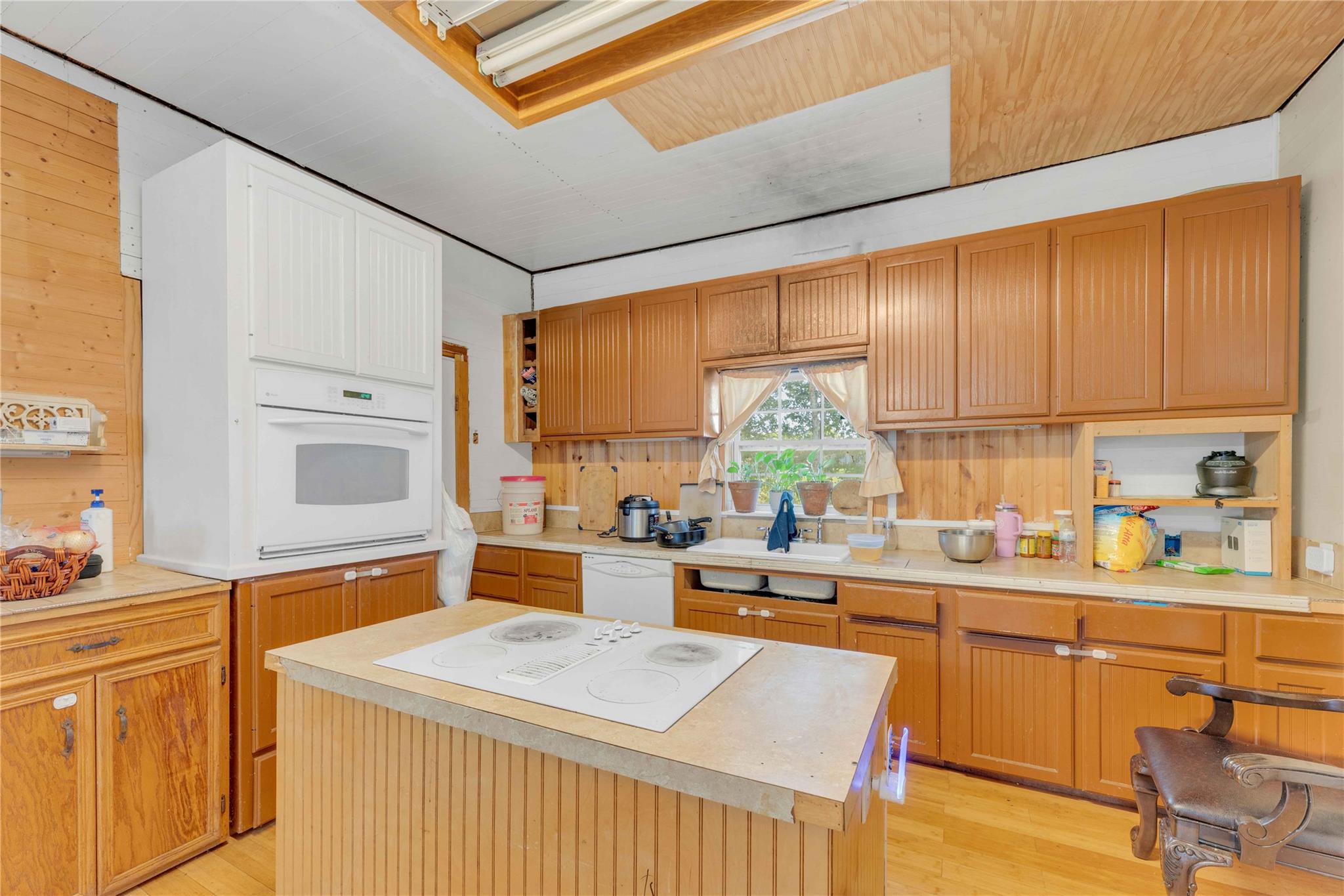 20235 Engelmann LN photo 23