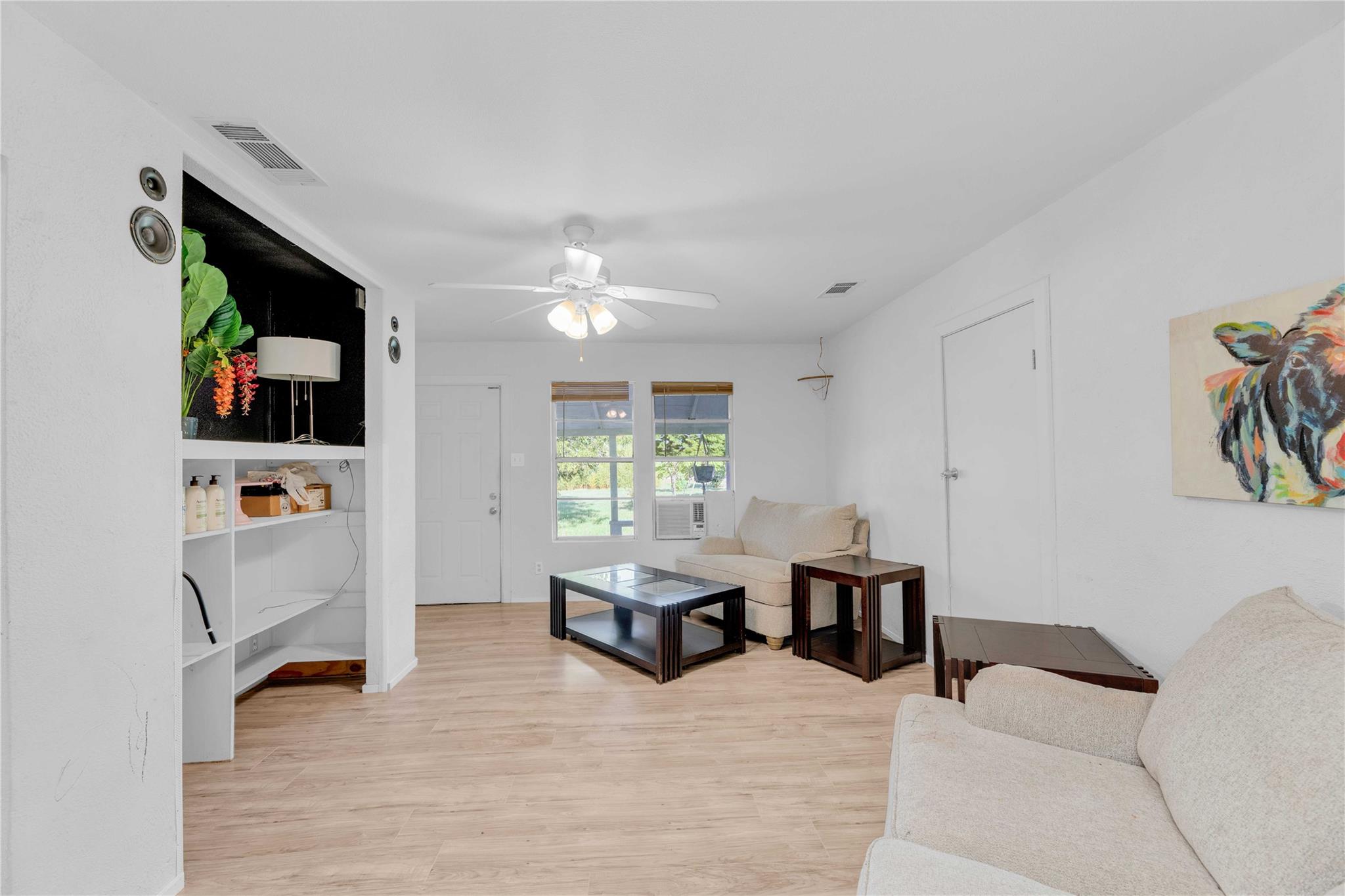 20235 Engelmann LN photo 6