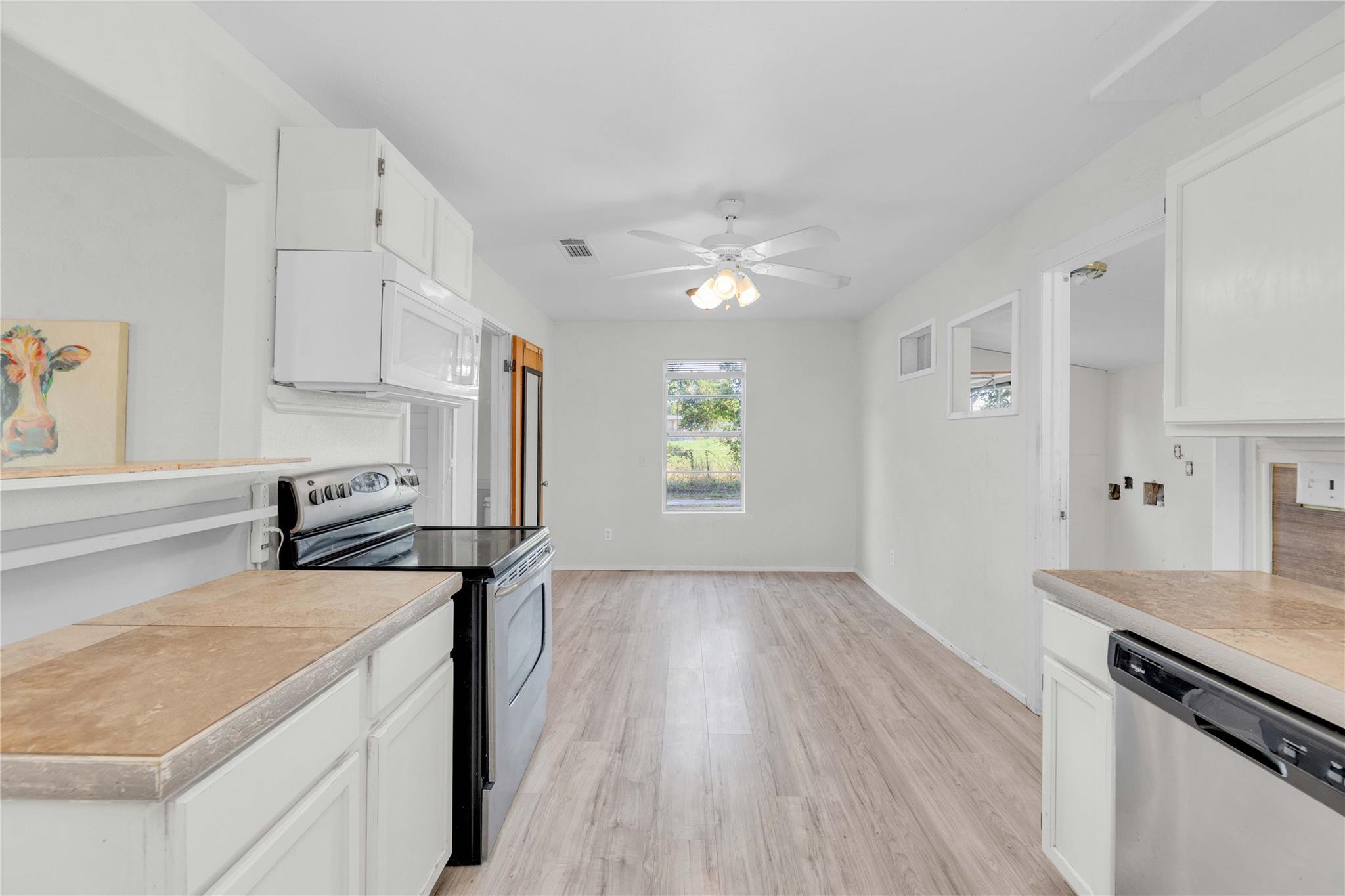 20235 Engelmann LN photo 8