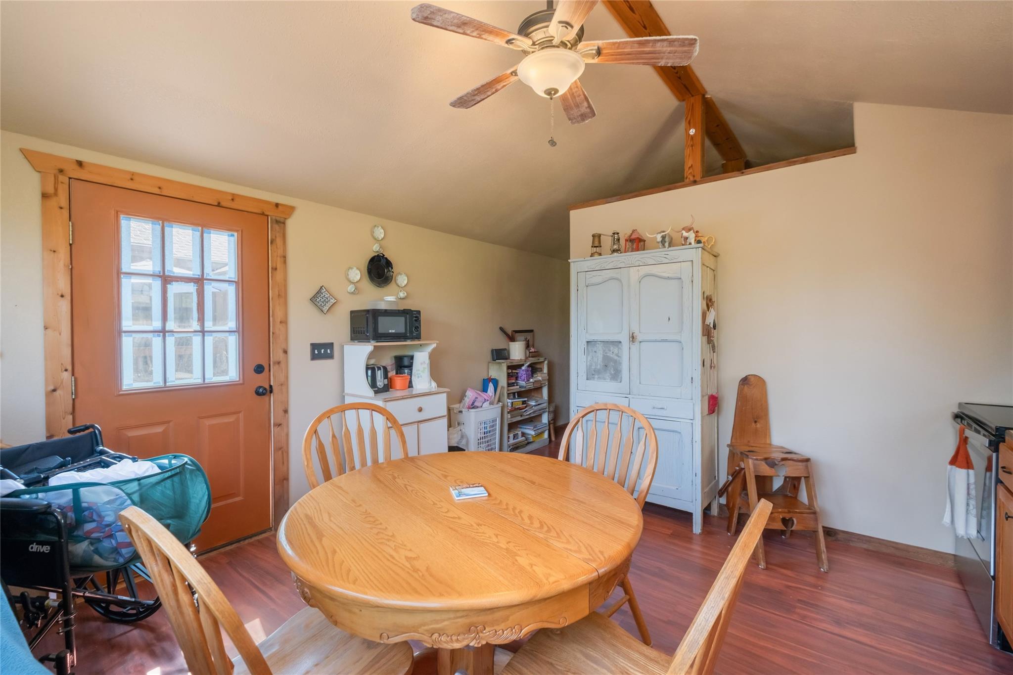 107 Garrett Way photo 25