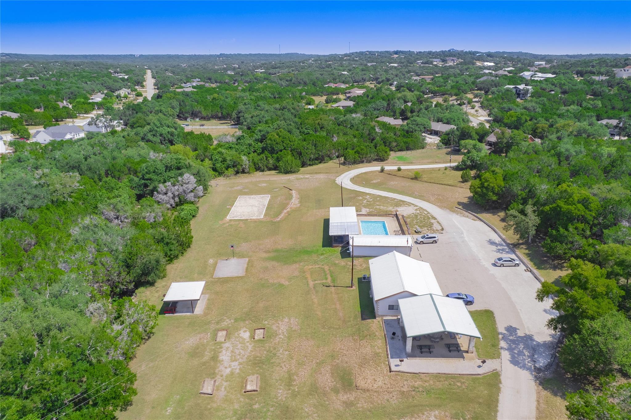 107 Garrett Way photo 40