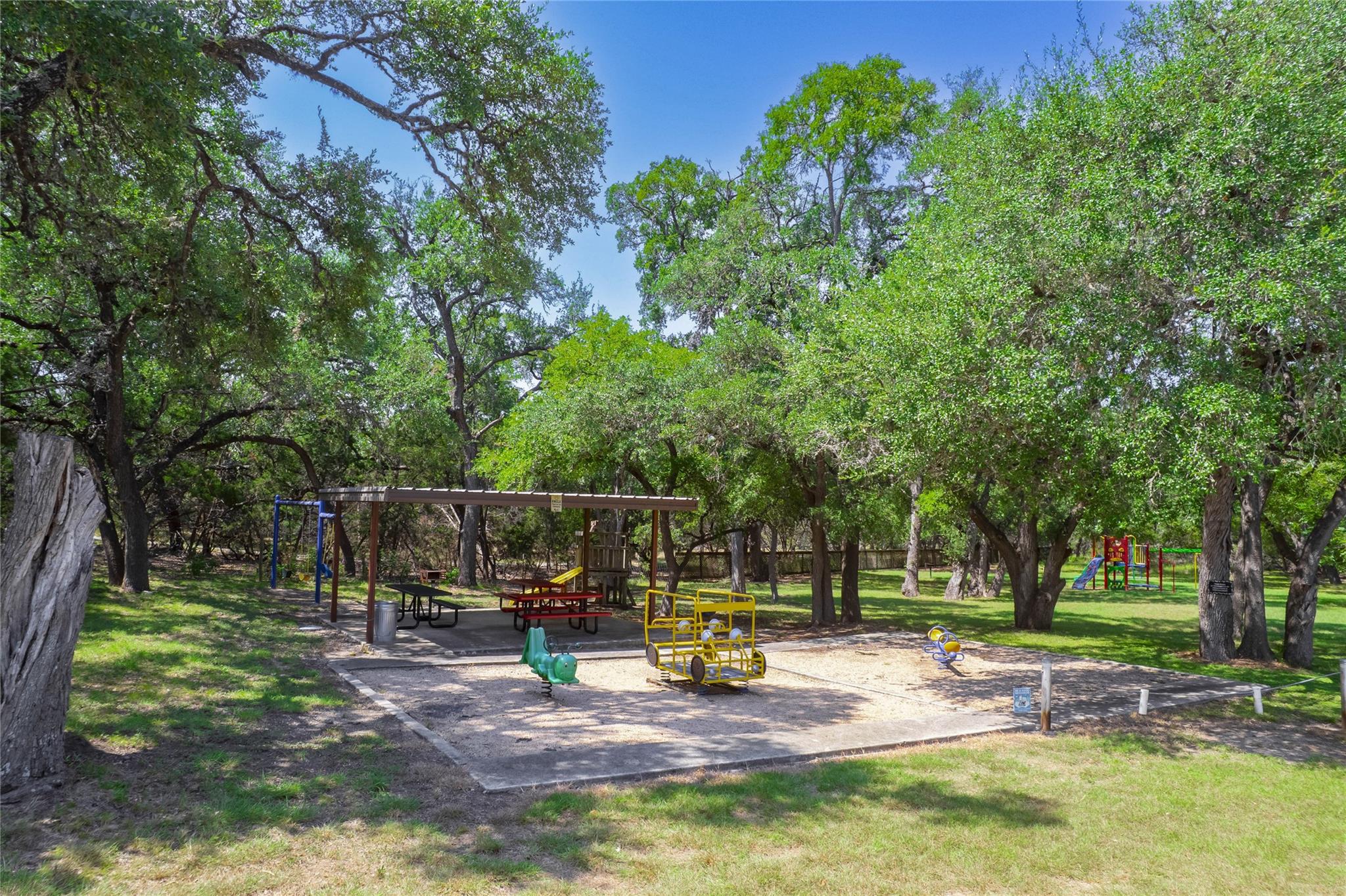 107 Garrett Way photo 39