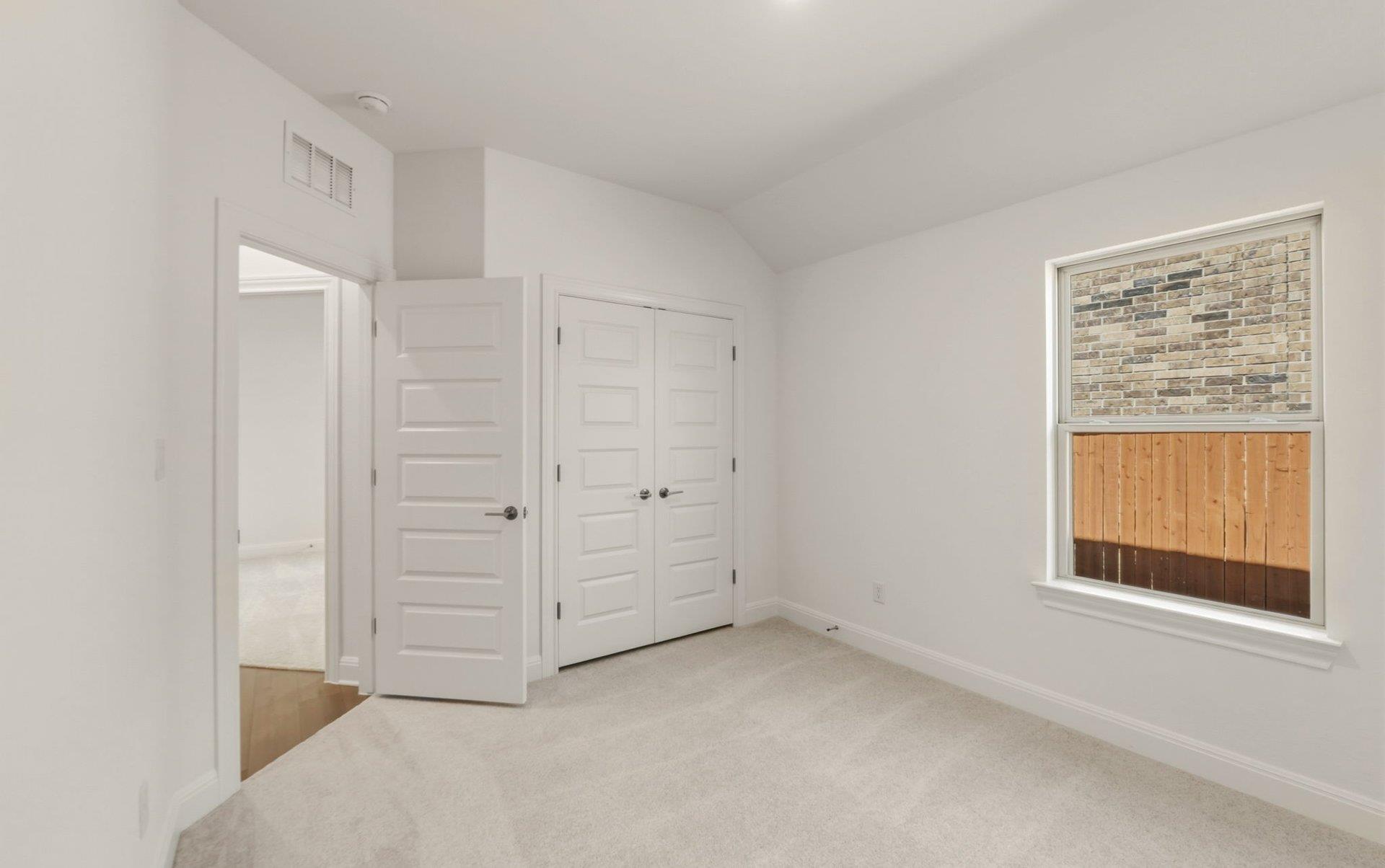 6900 Cliff Rose DR photo 17