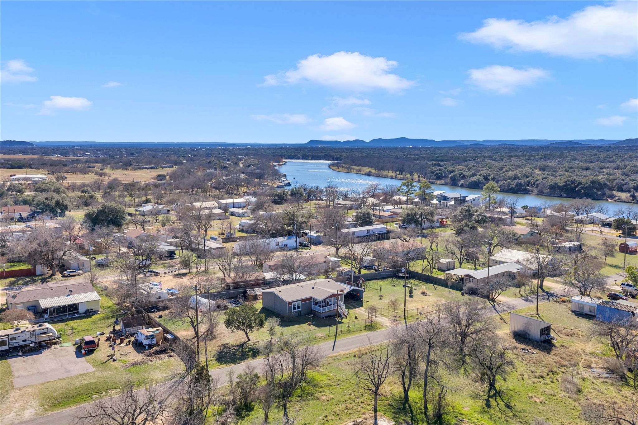 1107 Seneca DR photo 29