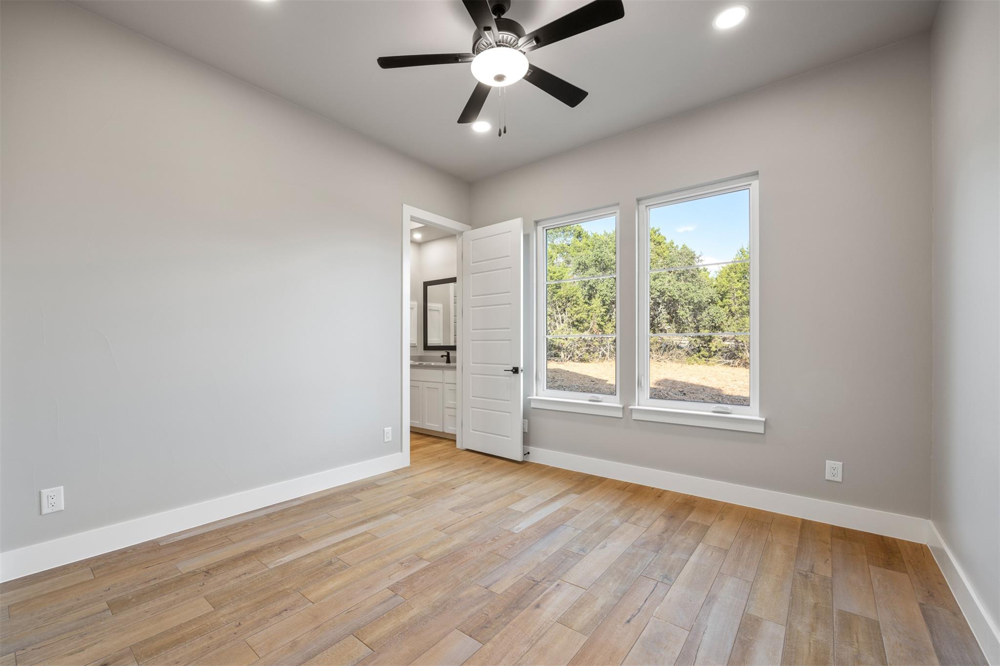 1758 Paradise PKWY photo 29