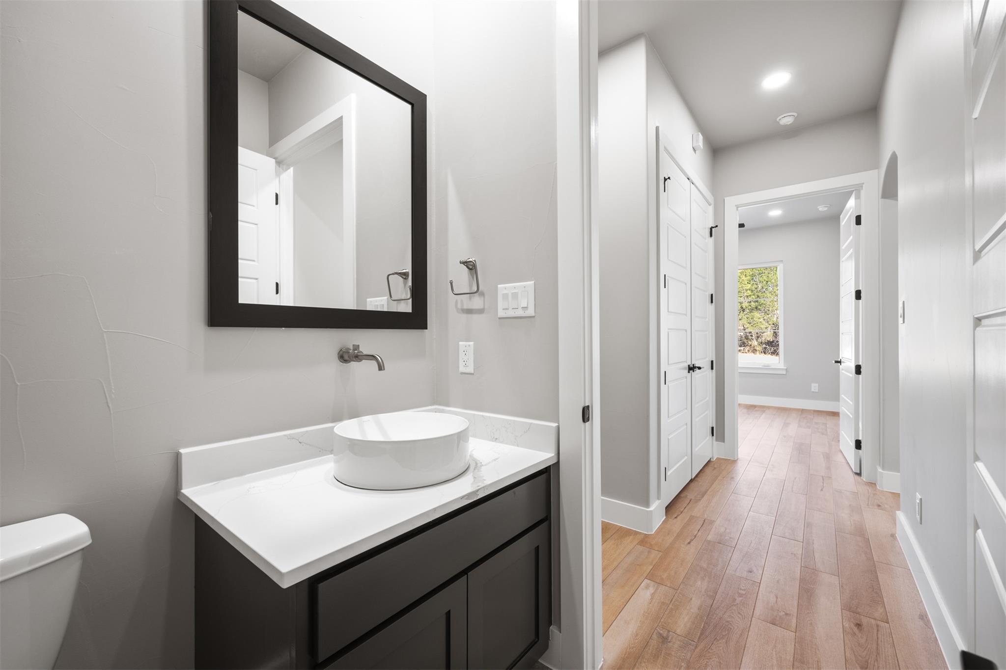 1758 Paradise PKWY photo 30