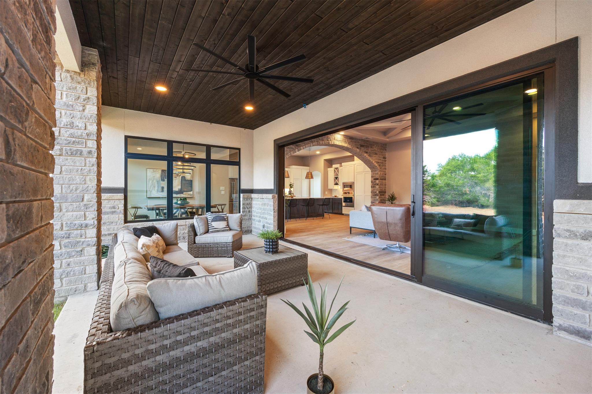 1758 Paradise PKWY photo 33