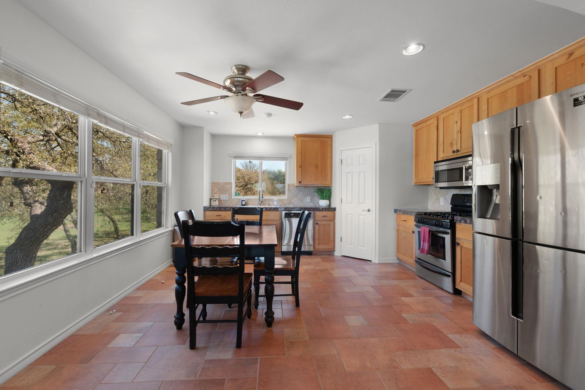 101 Kelly Emeralds RD photo 35