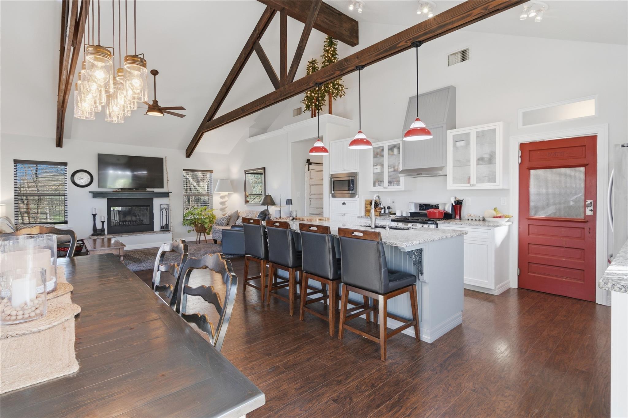 121 Lakeside DR photo 18