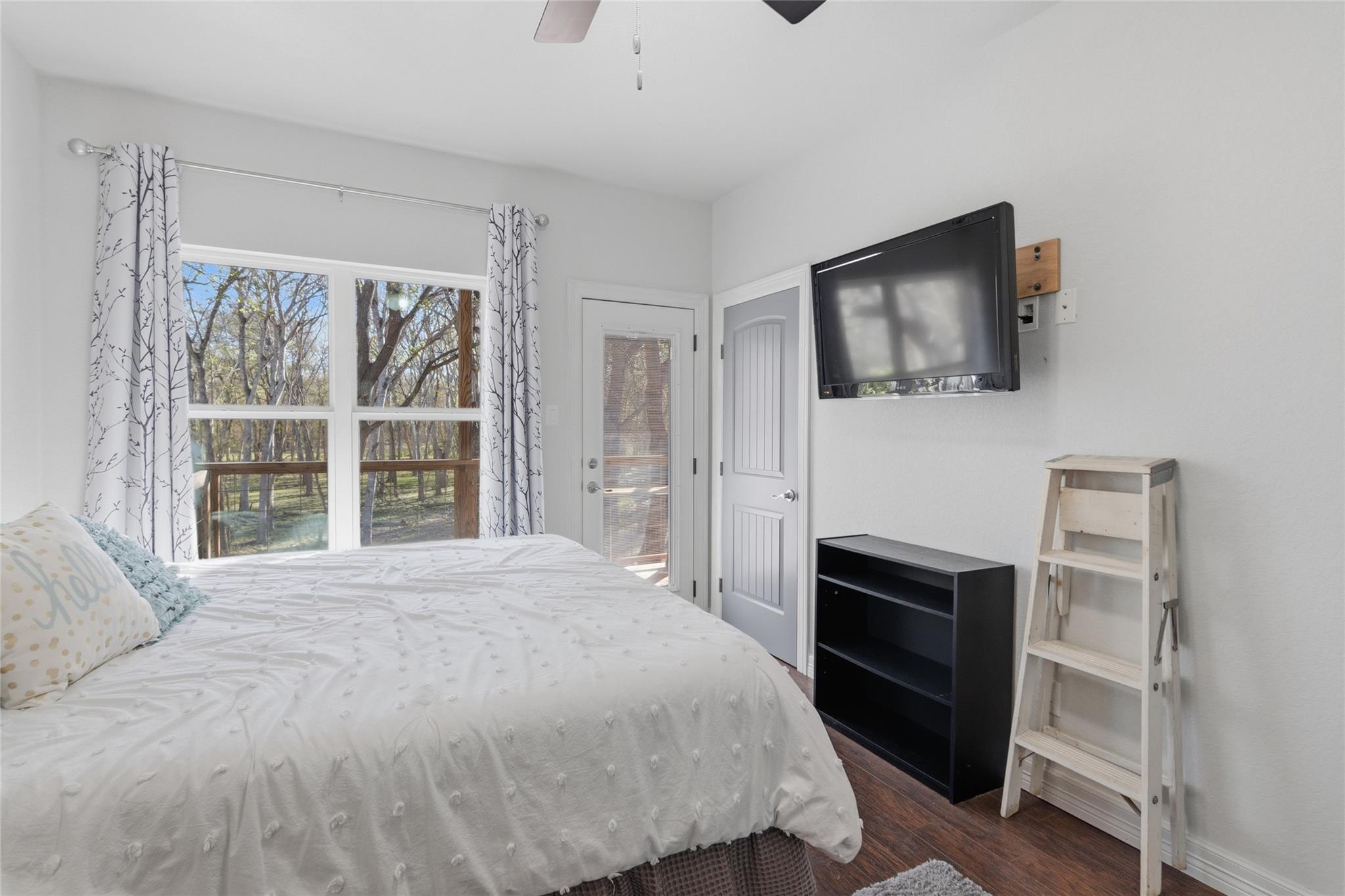 121 Lakeside DR photo 29