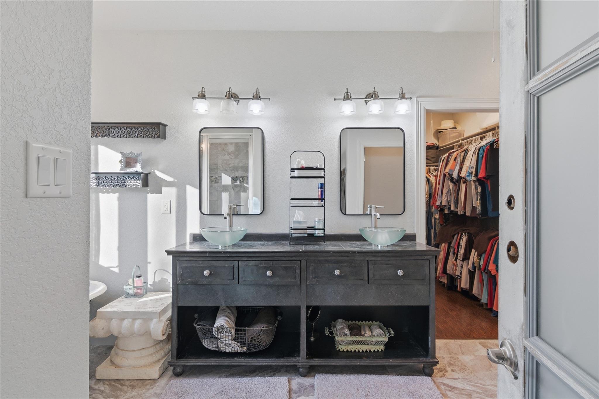 121 Lakeside DR photo 23