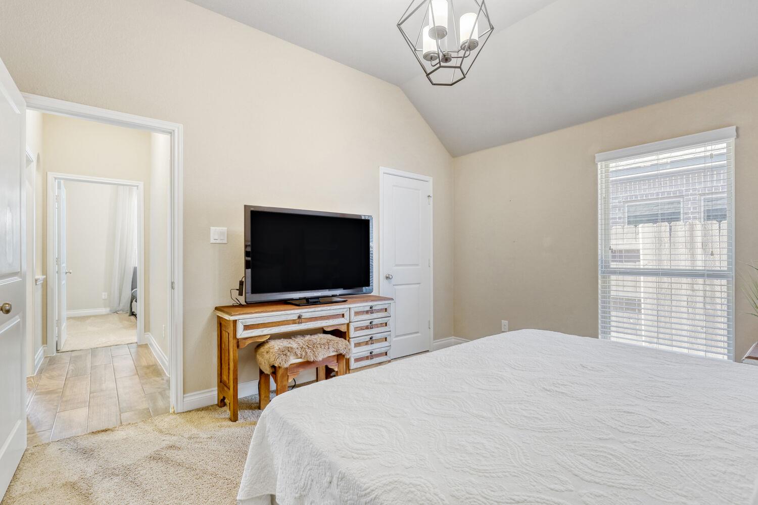 2416 BURBERRY LN photo 19