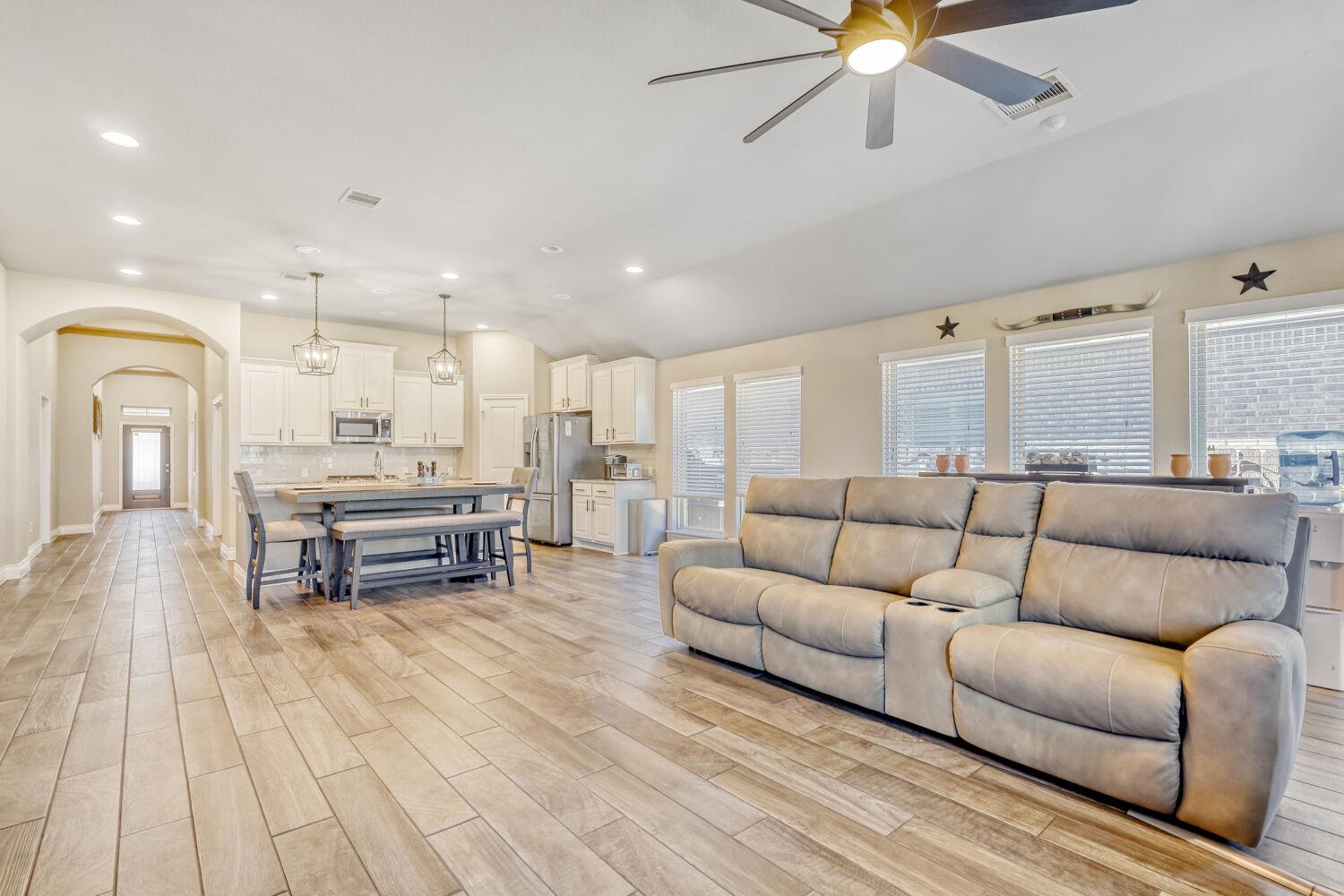 2416 BURBERRY LN photo 7