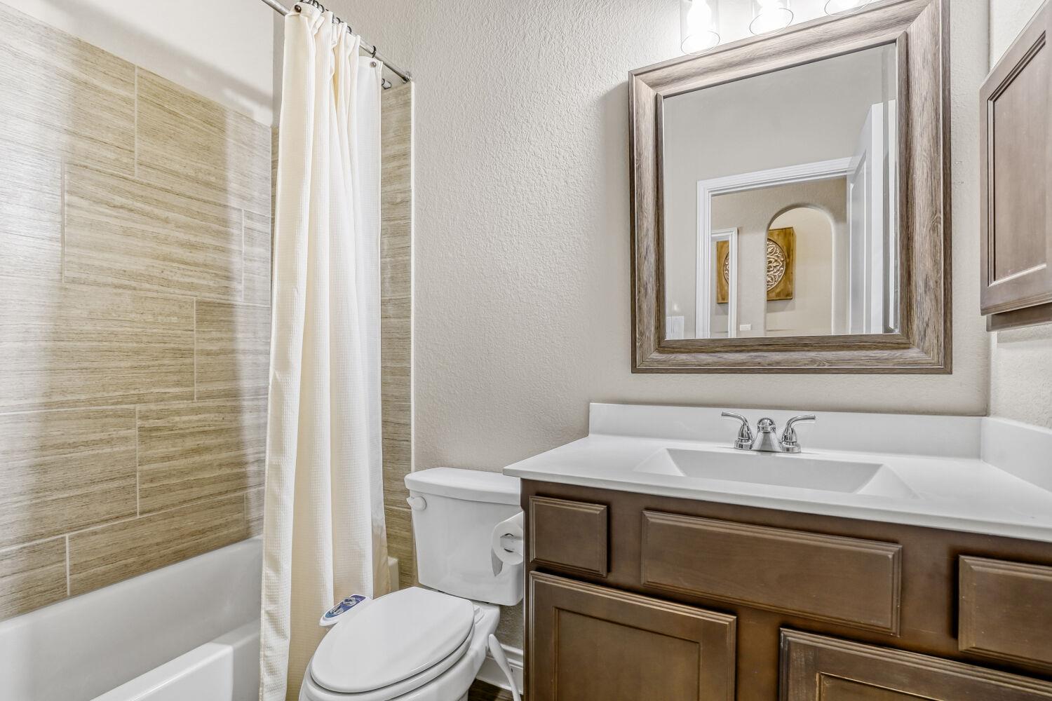 2416 BURBERRY LN photo 14