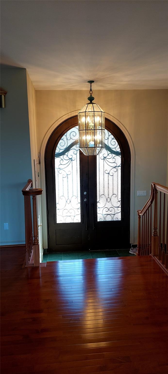 695 Sunset DR photo 5