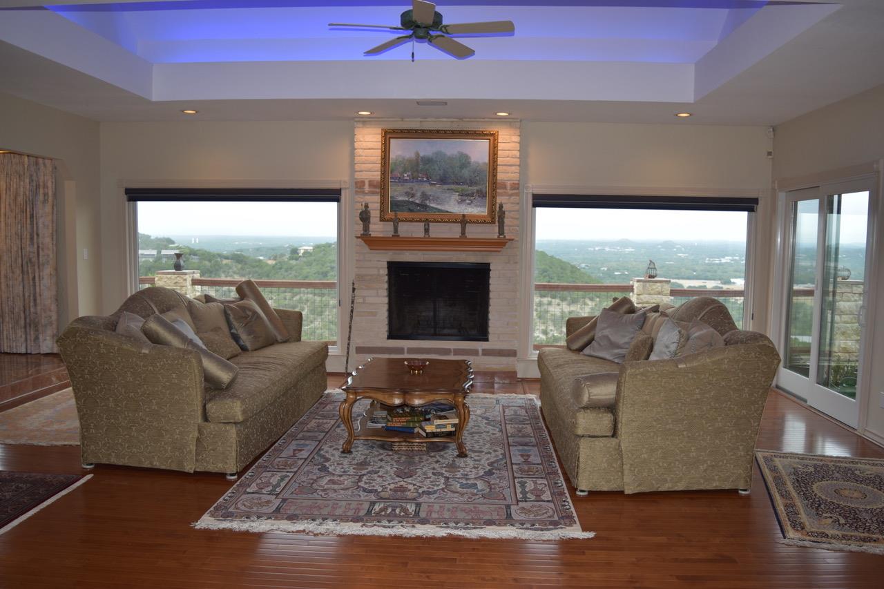 695 Sunset DR photo 9